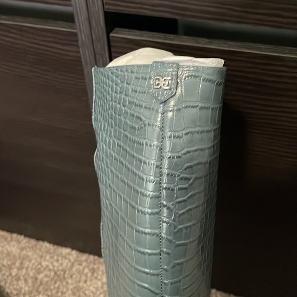 SAM EDELMAN FRAYA CROC BOOT IN IRIS - Picture 4 of 7